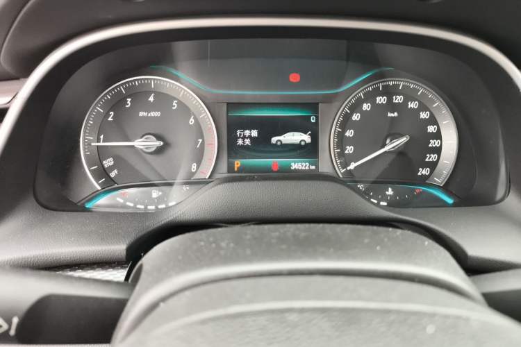 Used Buick GT 2019 18T Automatic Connected Elite Model China VI Standard Odometer Close Up