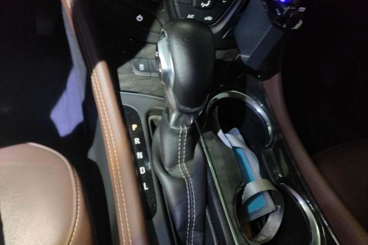 Used Buick Envision 2016 20T Two-Wheel-Drive Elite Model