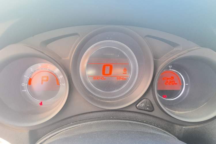 Used Citroen C4L 2015 1.2T Automatic Luxury Edition
