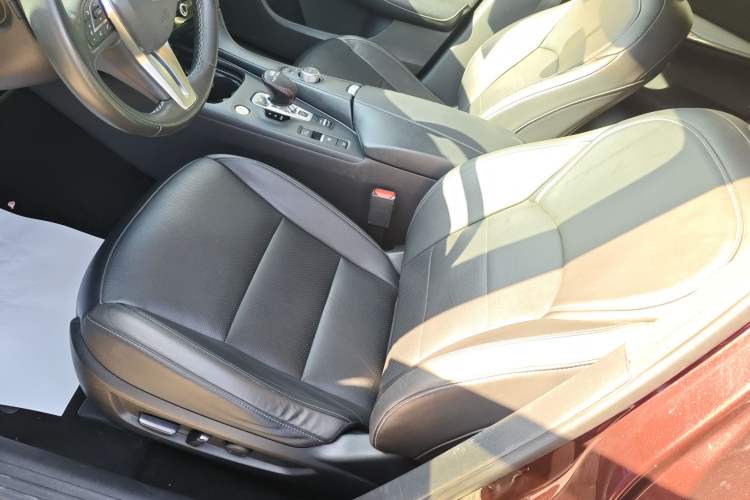 Used Infiniti QX50 2018 2.0T Two-Wheel Drive Fashion Edition