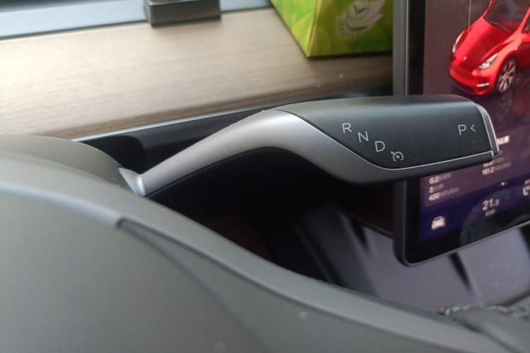 Used Tesla Model Y 2022 Rear-Wheel-Drive Version