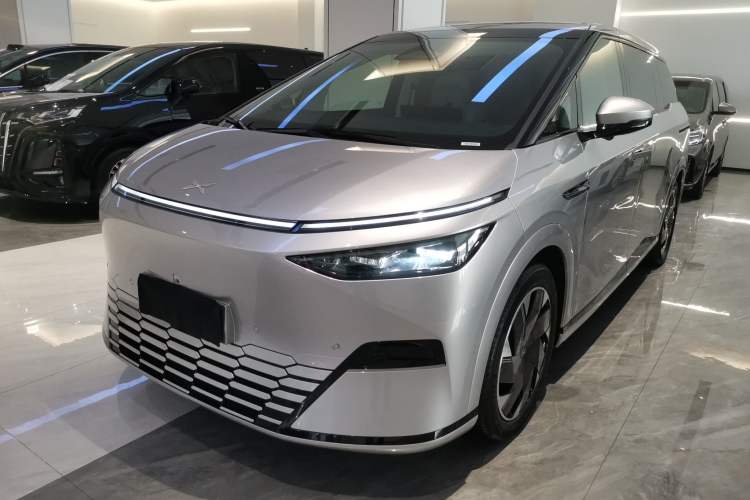 Used XPeng X9 2024 640 All-Wheel Drive High-Performance Max