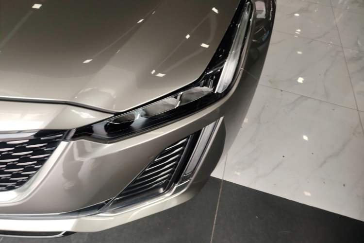 Used Cadillac CT5 2022 28T Prestige Edition Left Front Headlight