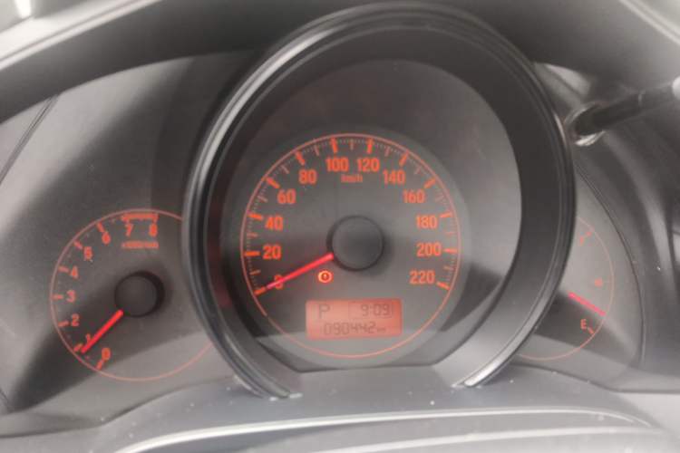 Used Honda Fit 2014 1.5L LX CVT Comfort Model
