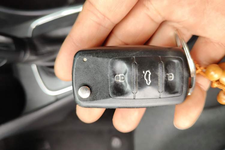 Used Volkswagen Polo 2014 1.4L Automatic Comfort Edition Vehicle Key