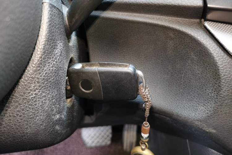 Used Volkswagen Sharan 2014 2.0 TSI Standard Model Vehicle Key