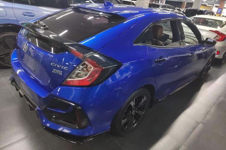 Used Honda Civic 2021 HATCHBACK 220TURBO CVT Trendy Cool Edition Rear Right 45 Deg