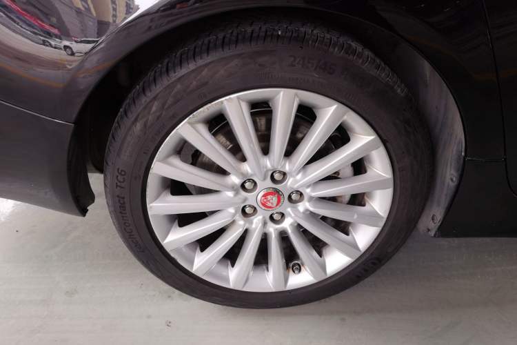 Used Jaguar XF 2015 XF 3.0 SC R-Sport Luxury Edition Exterior 5