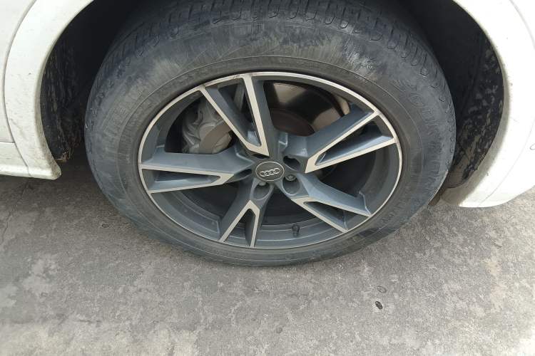 Used Audi Q5L 2020 45 TFSI Prestige Fashion Model Right Front Wheel Hub