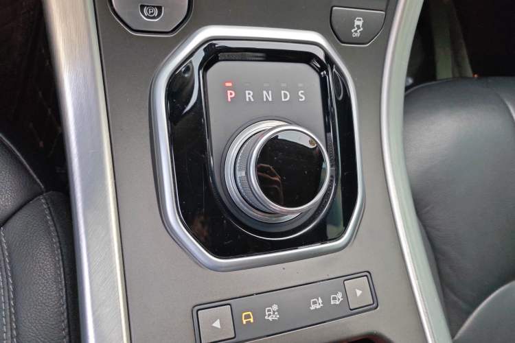 Used Land Rover Range Evoque 2016 2.0T SE Smart Glow Edition
