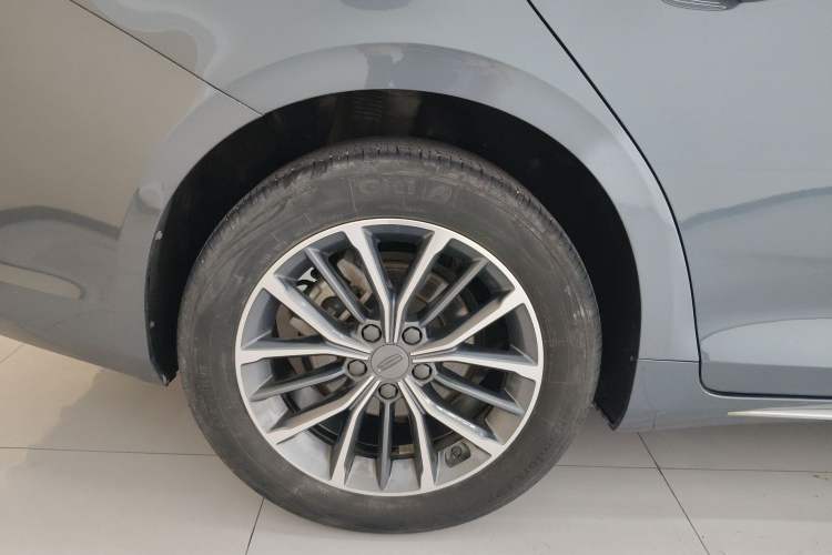 Used Geely Auto Preface 2021 2.0TD Luxury Version Right Rear Wheel Hub