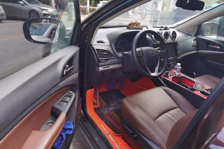 Used BYD S7 2015 2.0T Upgraded Automatic Luxury Version