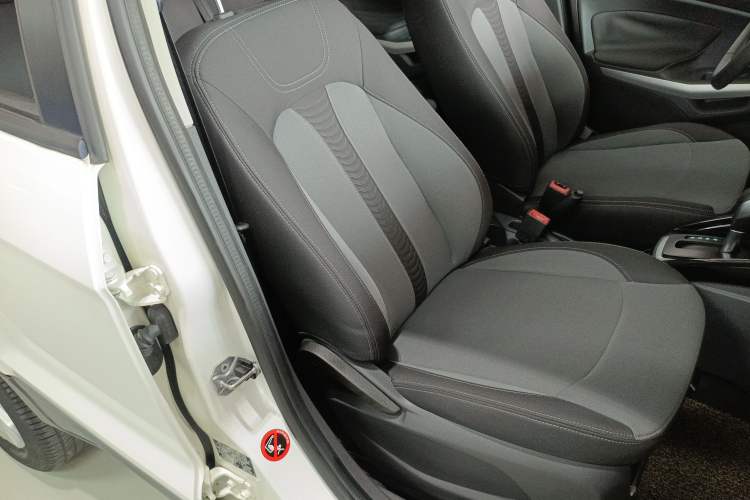 Used Ford EcoSport 2013 1.5L Automatic Fashion Model Right Front Seat