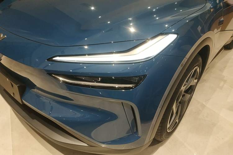 Used ONVO L60 2024 60 kWh Rear-Drive Version