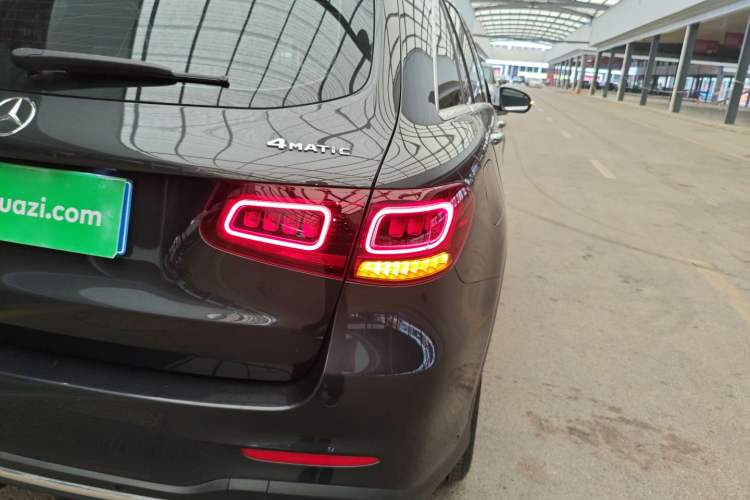 Used Mercedes-Benz GLC 2020 Facelift GLC 300 L 4MATIC Dynamic Edition
