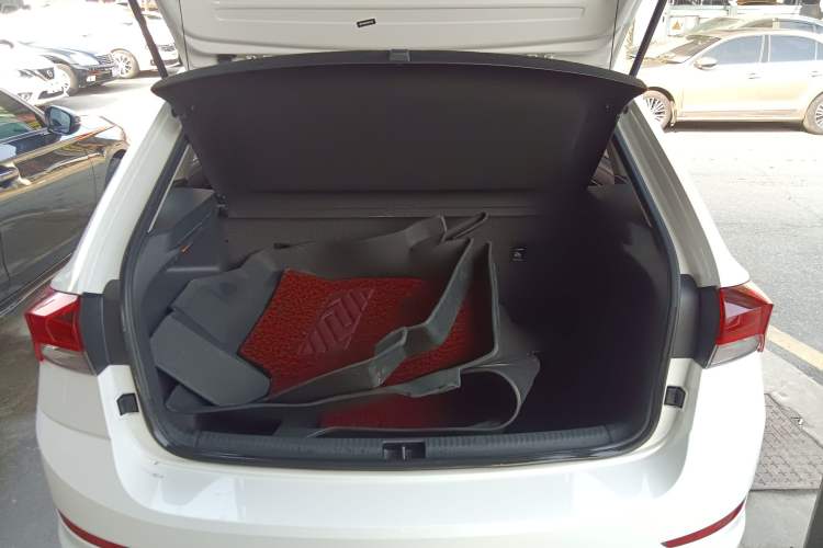 Used Skoda Rapid Spaceback 2020 1.5L Automatic Standard Edition