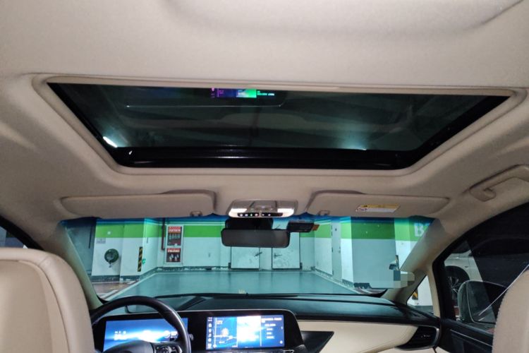 Used Buick GL8 2023 ES Lu Zun Deluxe Model
