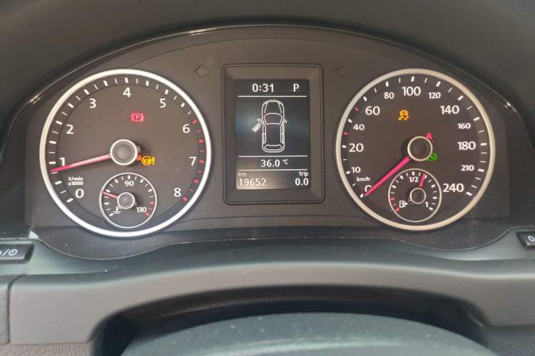 Used Volkswagen Tiguan 2017 300TSI Automatic Two-Wheel Drive Silk Road Luxury Edition
