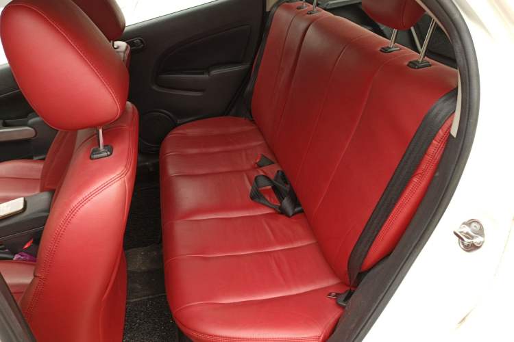 Used Mazda 2 2012 Hatchback Xuan Dong 1.5L Automatic Value Edition