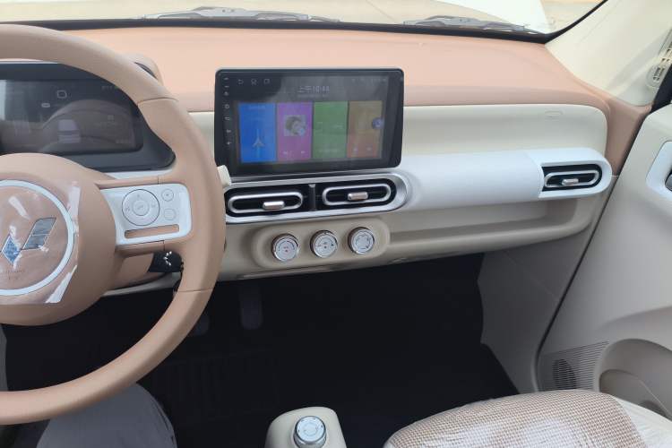 Used Wuling Hongguang MINIEV 2024 3rd Generation 215km Youth Edition