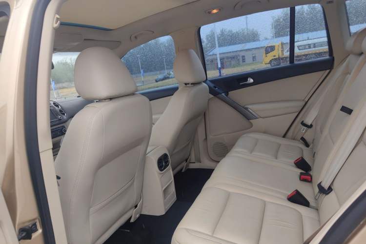 Used Volkswagen Tiguan 2012 1.8TSI Automatic All-Wheel Drive Elite Edition Left Rear Seat