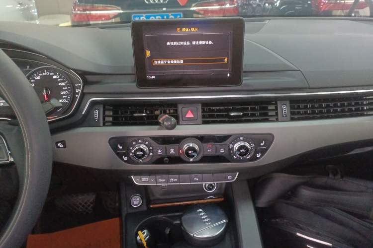 Used Audi A4L 2019 40 TFSI Ambition China VI