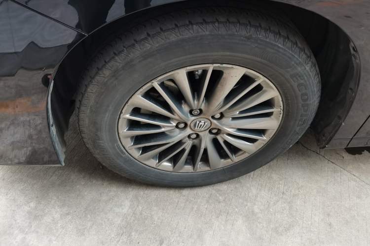 Used Toyota Vellfire 2021 Crown Dual-Engine 2.5L HV Prestige Edition Left Front Wheel Hub