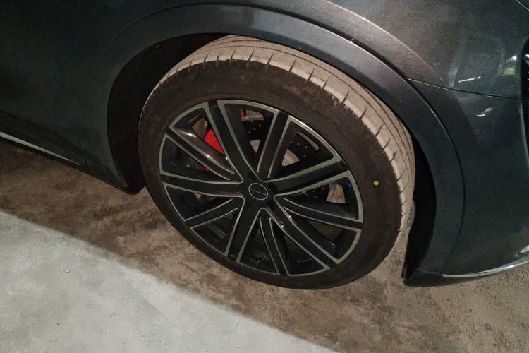 Used Hima Luxeed R7 2024 All-Electric 736 km Ultra