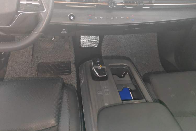 Used Nissan ARIYA 2022 Two-Wheel Drive Long-Range Version Gear Lever