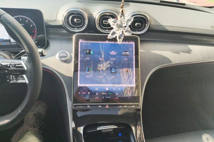 Used Mercedes-Benz C-Class 2023 Facelift C 260 L Audio And AC Panel