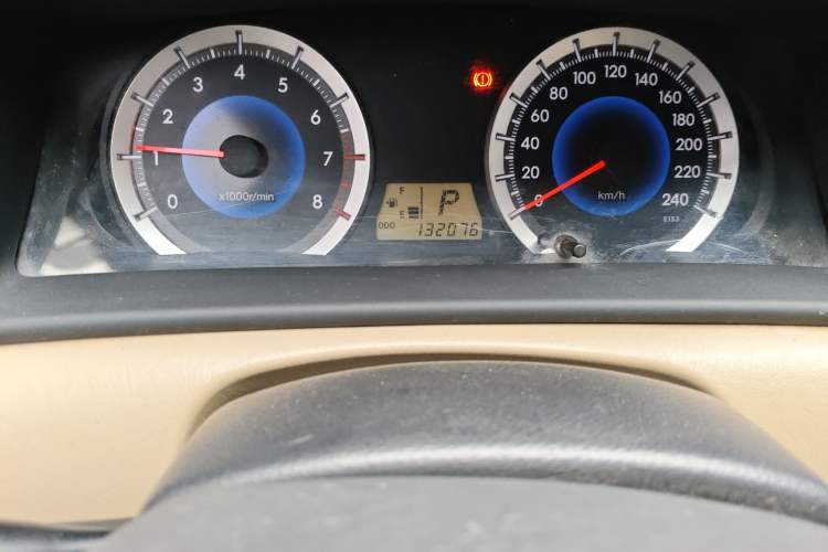 Used Toyota Corolla EX 2013 1.6L Automatic Excellence Edition Odometer Close Up