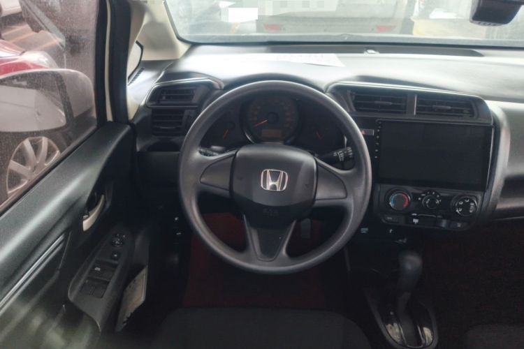 Used Honda Fit 2018 1.5L CVT Comfort Sunroof Version Steering Wheel