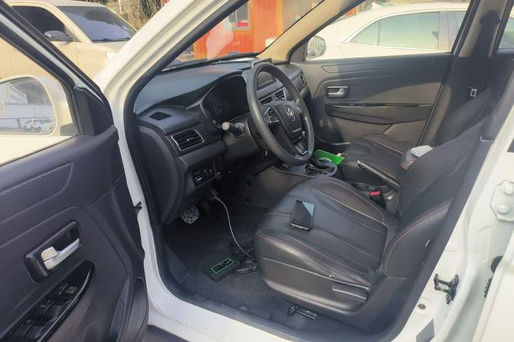 Used Dongfeng Fengon 370 2017 1.5L CVT Fashion Edition 7-Seater