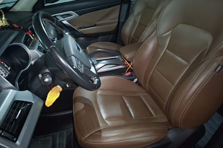 Used Geely Auto Emgrand X7 Sport 2016 1.8TD Automatic ZhiZun Version
