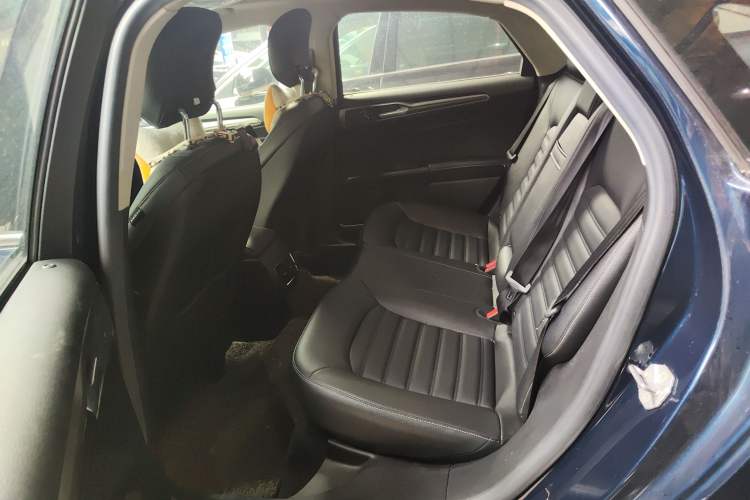 Used Ford Mondeo 2018 EcoBoost 180 Smart Control Fashion Model China VI Standard
