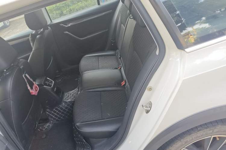 Used Skoda Octavia 2018 Station Wagon TSI230 DSG Luxury Edition
