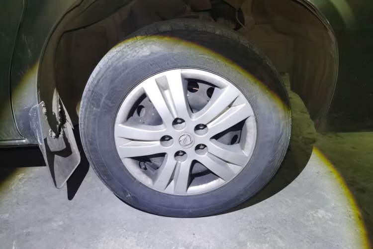 Used FORTHING Lingzhi 2017 V3 1.5L 7-seater Standard Model