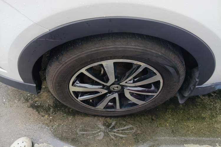 Used Dongfeng Fengon 580 2017 1.5T CVT Luxury Model
