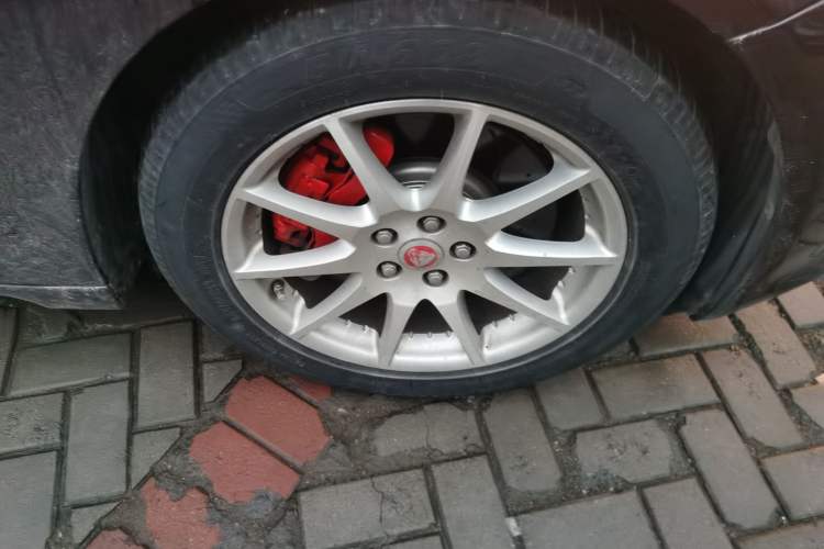 Used Jaguar XJ 2014 XJL 2.0T Two-Wheel-Drive Elegant Business Edition