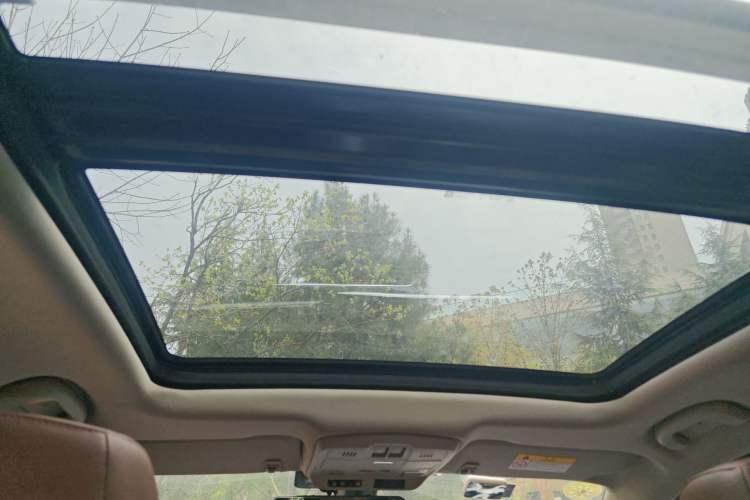 Used Buick Envision 2018 28T Four-Wheel Drive Elite Version Headliner