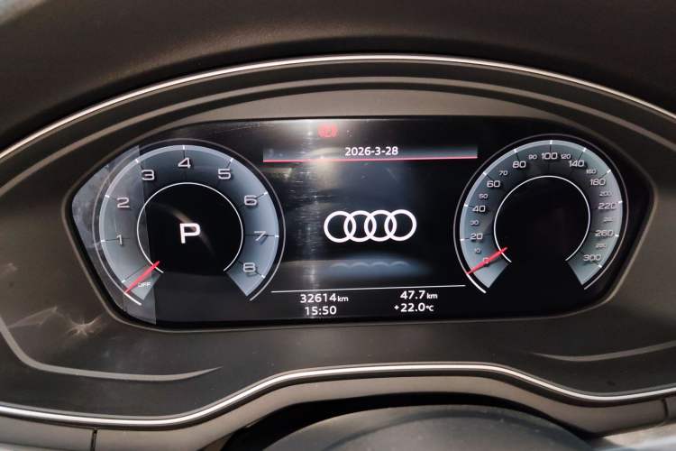 Used Audi A4L 2022 40 TFSI Luxury Dynamic Model