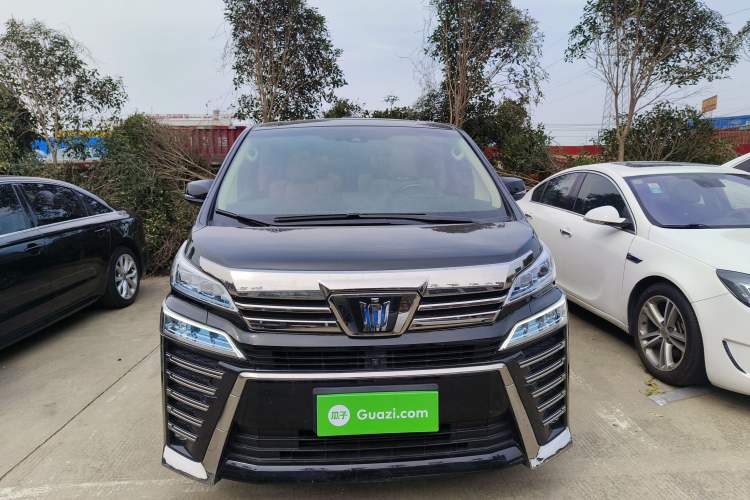 Used Toyota Vellfire 2021 Crown Dual-Engine 2.5L HV Supreme Edition
