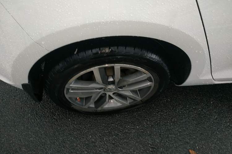 Used Volkswagen Golf 2016 230TSI Automatic Luxury Version
