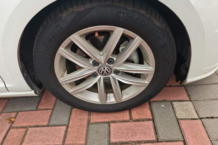 Used Volkswagen Golf 2018 230TSI Manual Comfort Version
