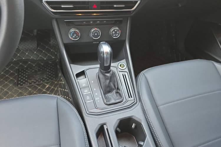 Used Volkswagen Lavida 2023 1.5L Automatic De Yi Edition