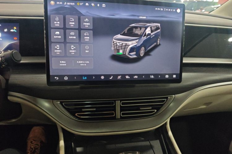 Used Denza D9 2024 DM-i 980 Four-Wheel Drive Flagship Model
