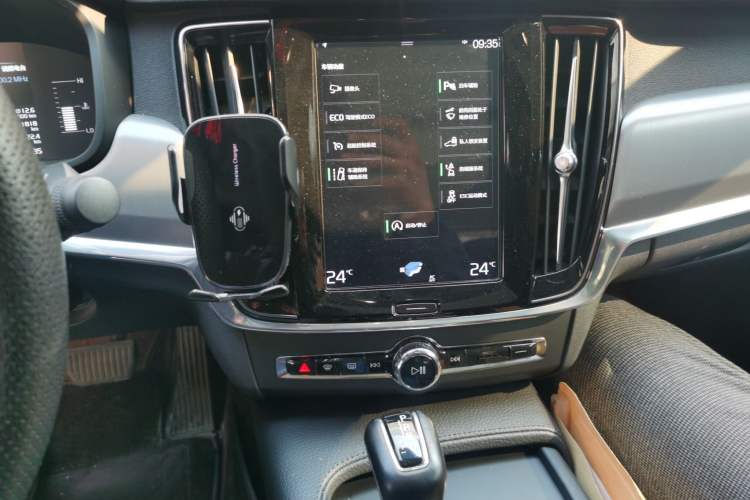 Used Volvo S90 2019 T4 Zhiyi Edition