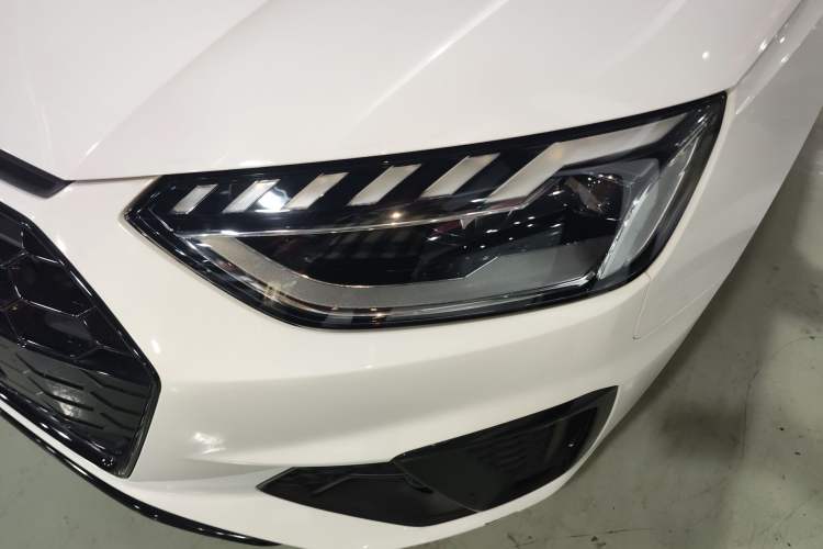 Used Audi A4L 2023 40 TFSI Luxury Dynamic Model