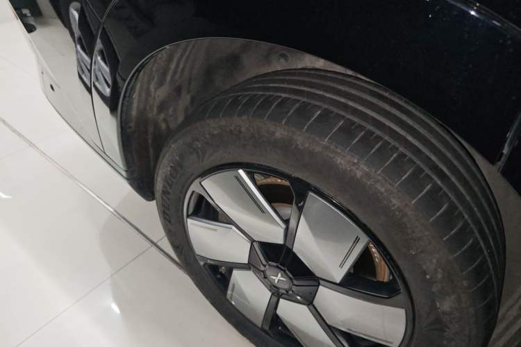 Used XPeng X9 2024 610 Long-Range Pro