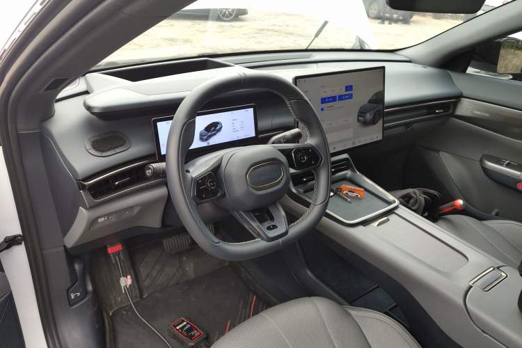 Used Lynk & Co 07 2024 EM-P 126 Long-Range Ultra
